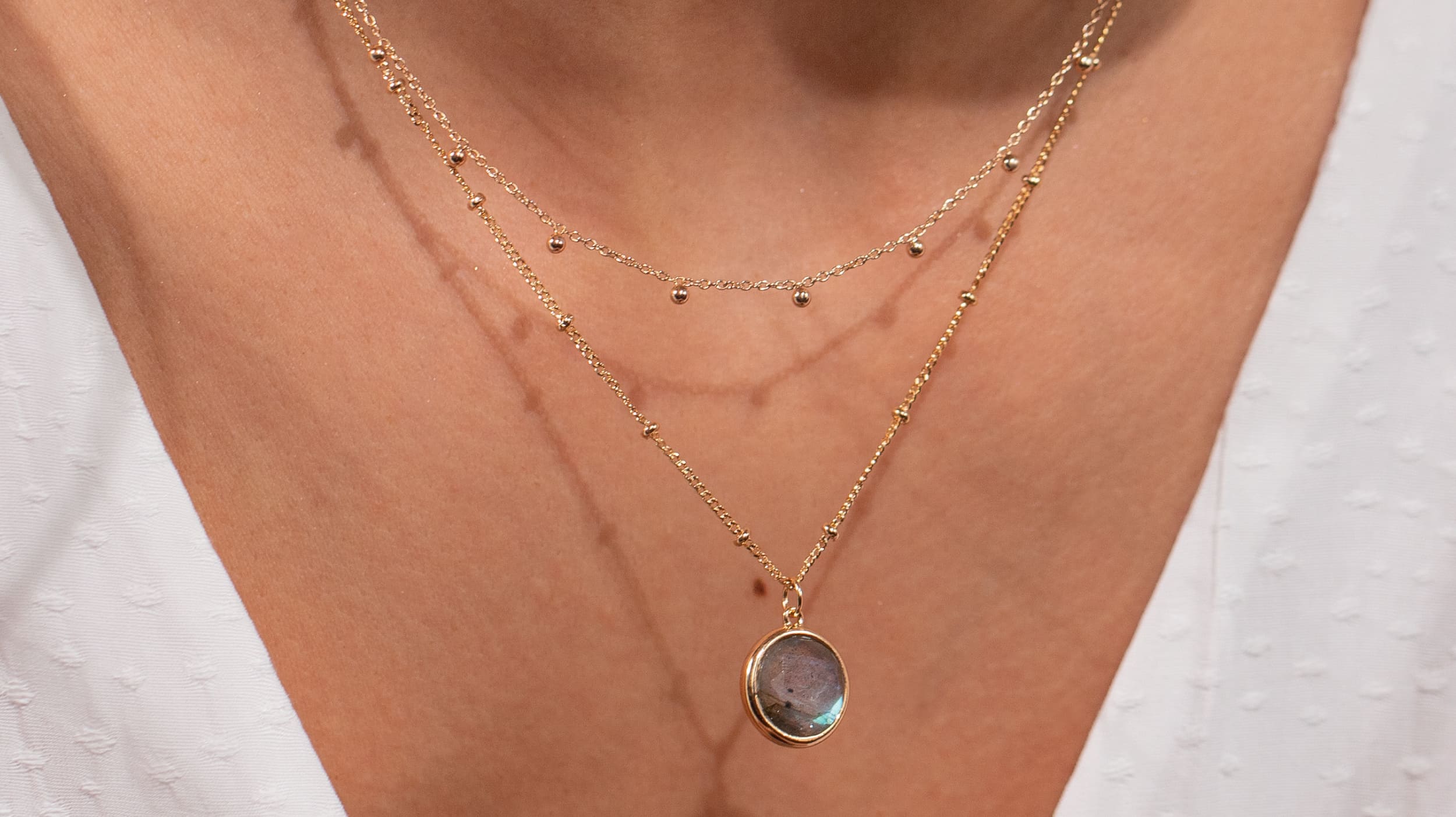 Duo of necklaces with gemstone for women